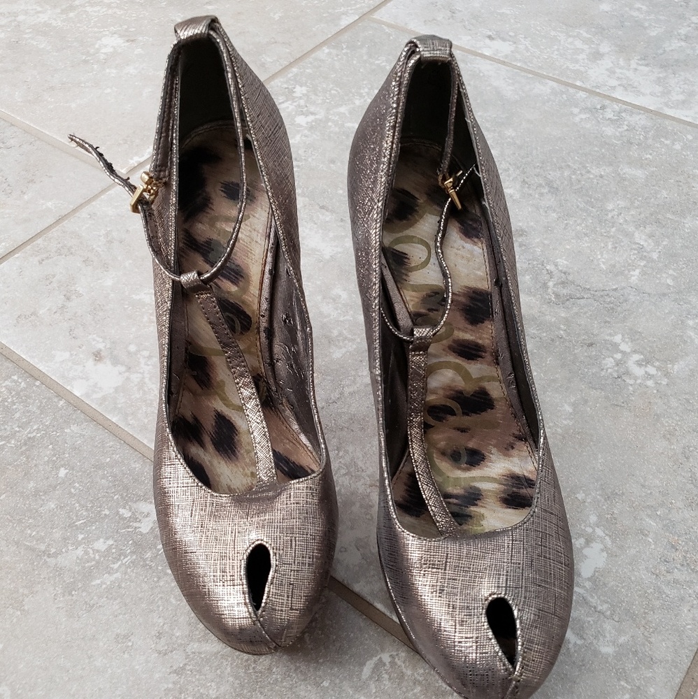 Sam Edelman Nivan T-Strap Platform Heels